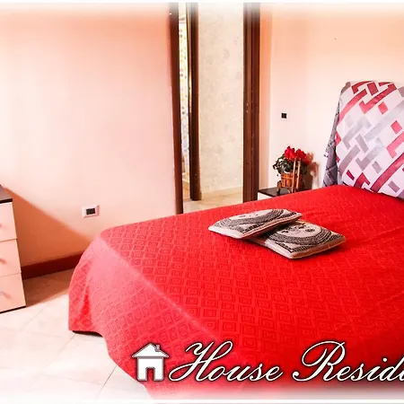 House Residance ナポリ